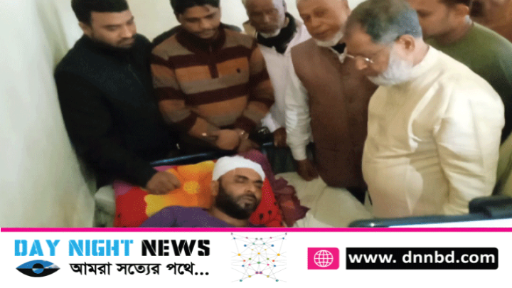 নৌকার সমর্থকরা স্বতন্ত্র প্রার্থী ঈগল সমর্থকদের ১০ জনকে কুপিয়ে জখম